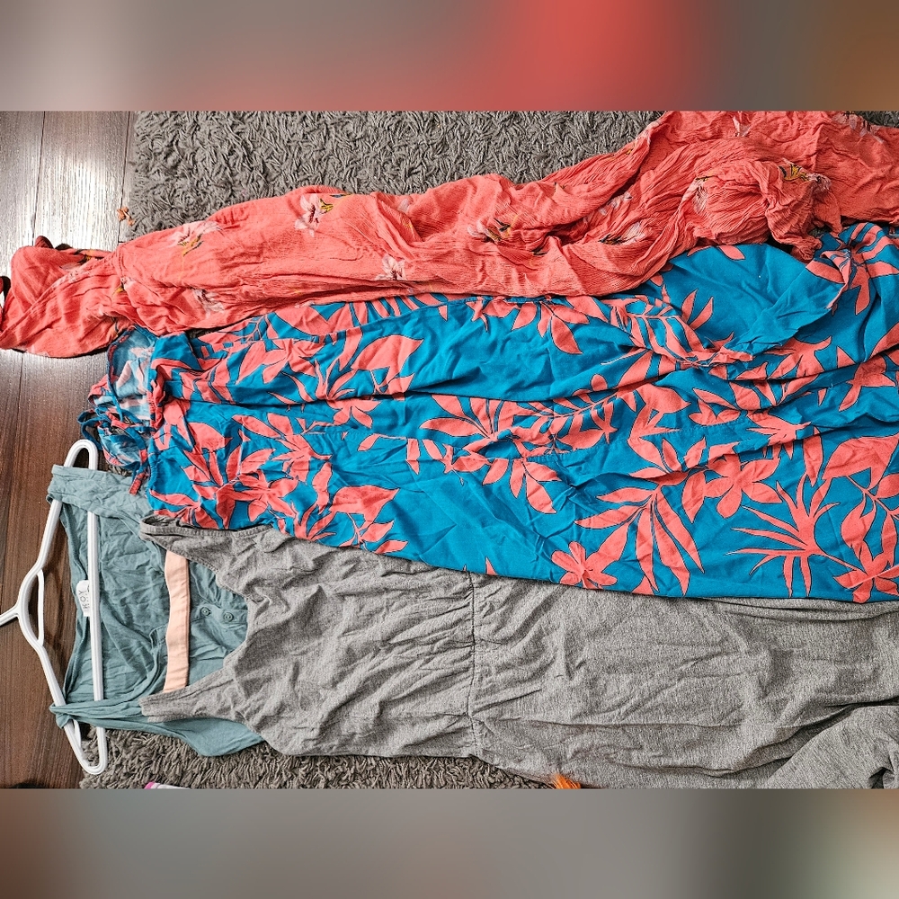 DRESS BUNDLE 3 dresses and 1 jump suit bundle